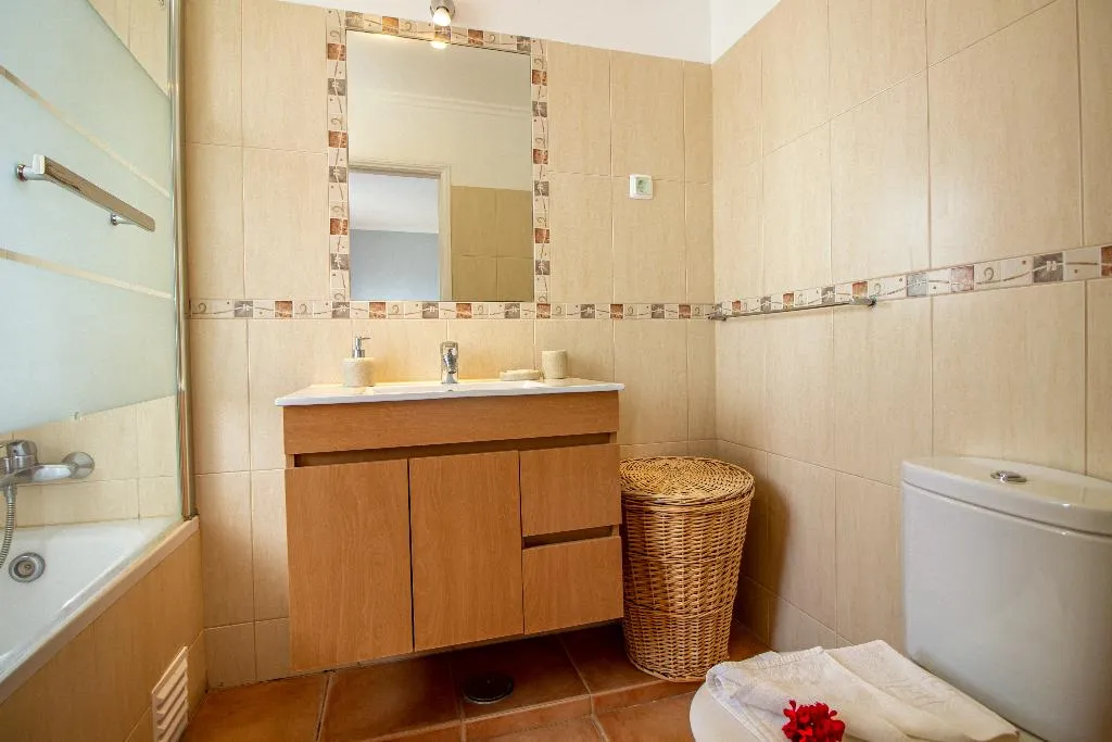 APARTMENT THREE BEDROOMS Room, Old Village & Prestige, Algarve