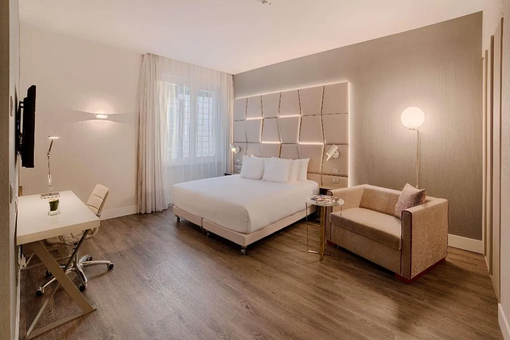 DOUBLE PREMIUM Room, NH Collection Roma Palazzo Cinquecento, Rome