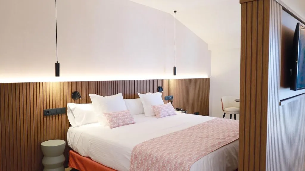 Room, Seth Port Ciutadella, Menorca