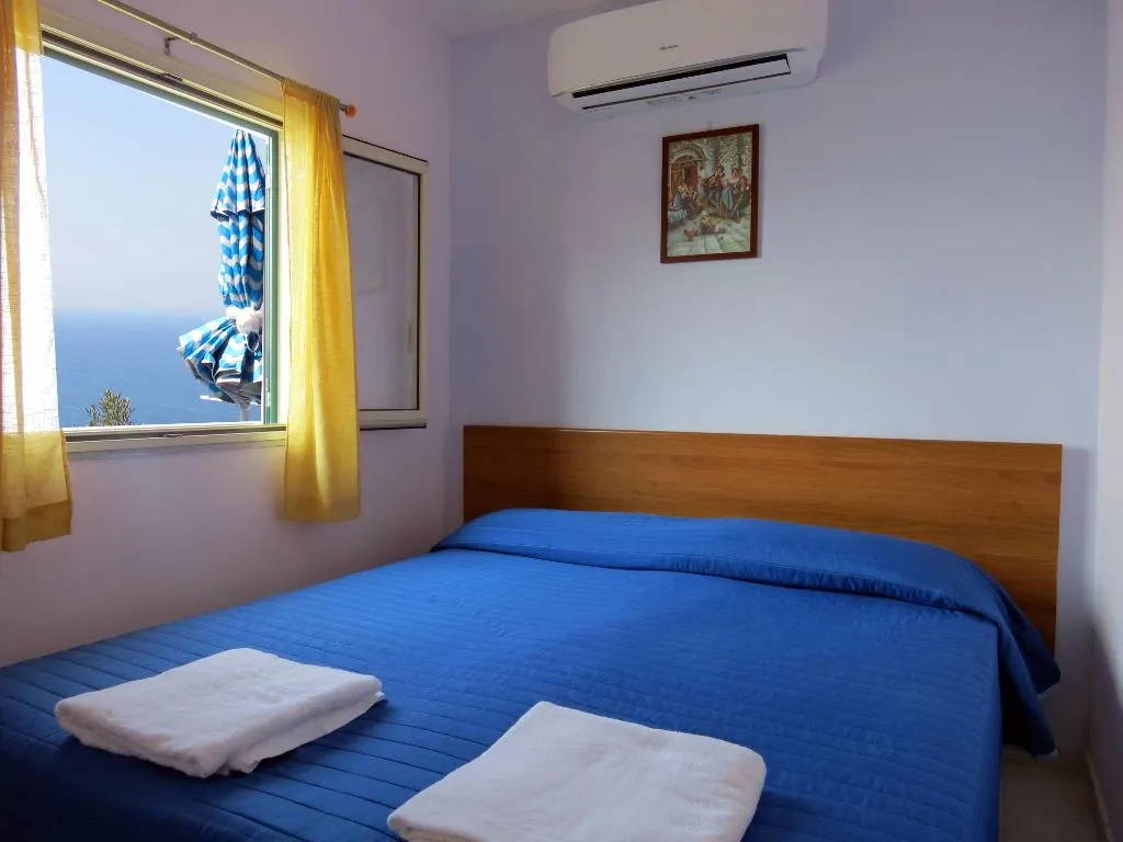 CHALET SEA VIEW CAPACITY 2 Room, Baia Serena, Naples