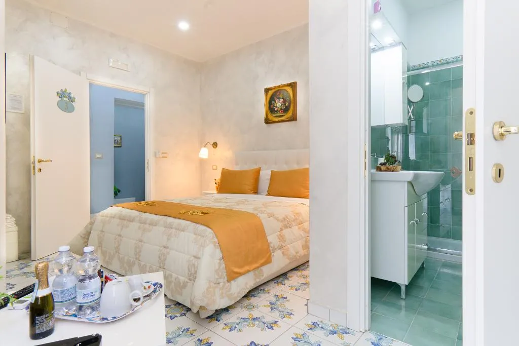 DOUBLE SUPERIOR WITH VIEWS Room, Alma Adry, Naples