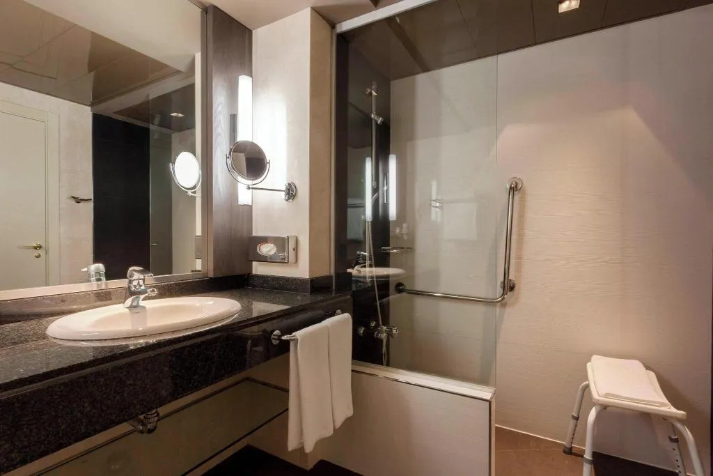 TWIN PREMIUM Room, Marriott Hotel Madrid Auditorium, Madrid