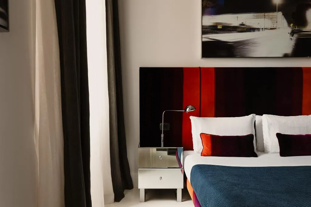JUNIOR SUITE STANDARD Room, Piazza Di Spagna 9, Rome