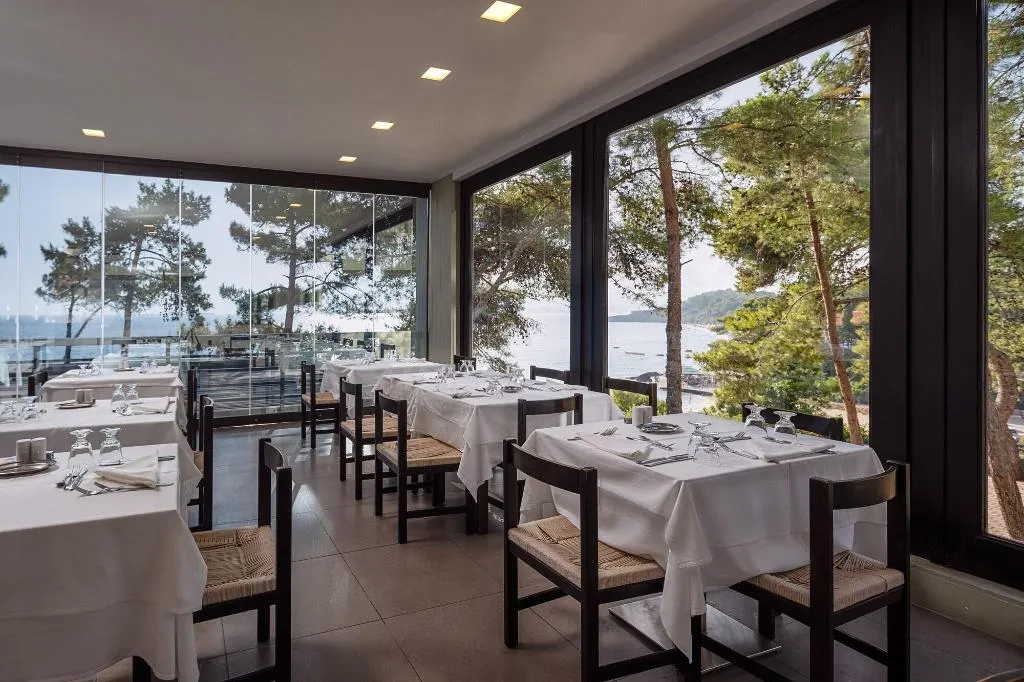 Restaurant, White Rocks Hotel Kefalonia, Kefallinia