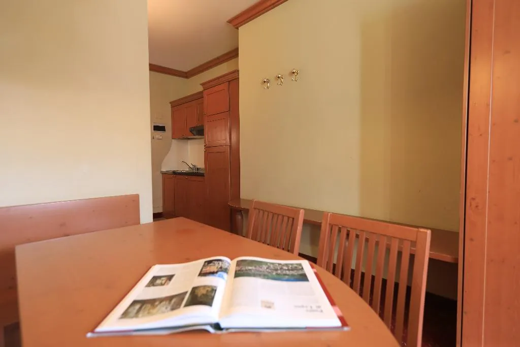 STUDIO CAPACITY 4 Room, Swadeshi Palace Ponte di Legno Resort, Milan