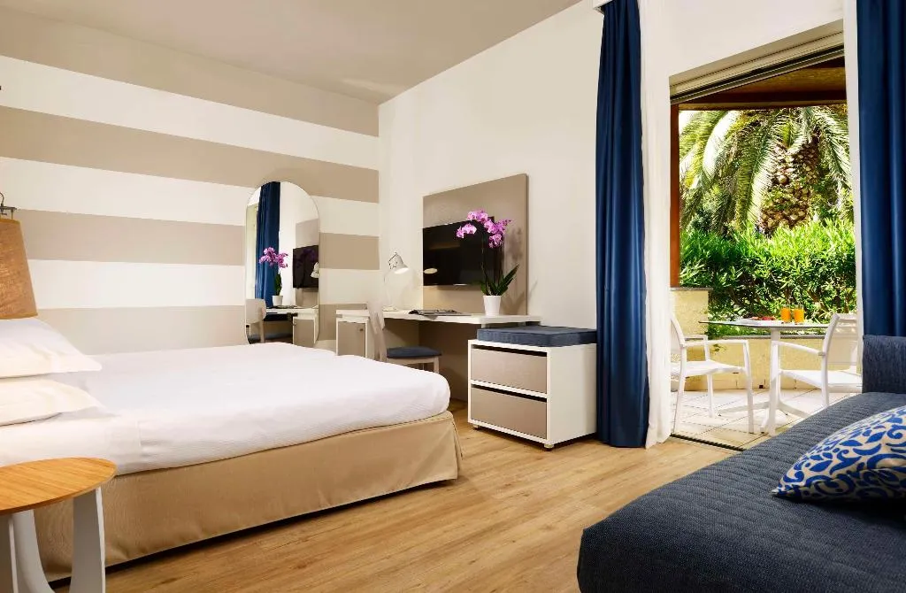 Room, UNA HOTELS Naxos Beach Sicilia, Catania