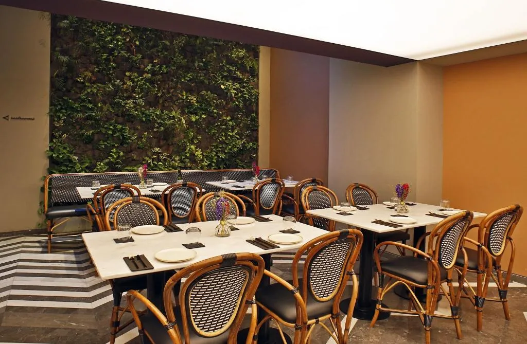 Restaurant, Lozenge Hotel, Athens