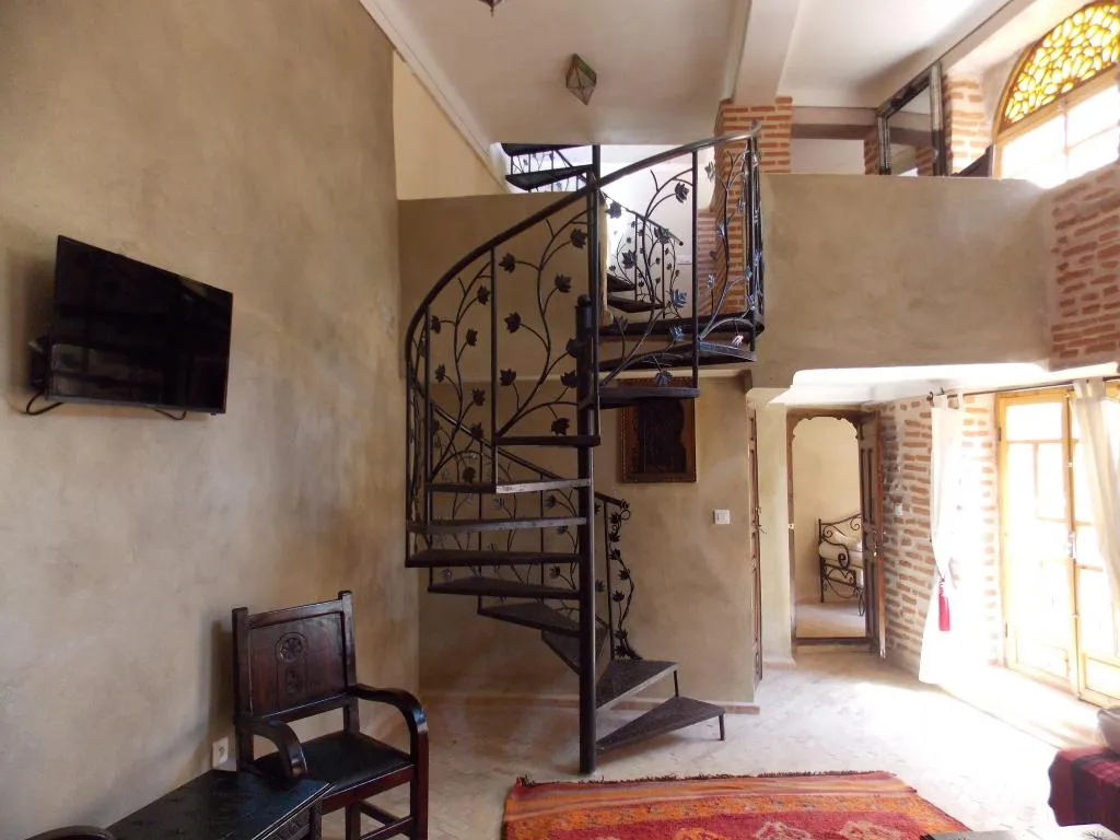 SUITE CAPACITY 5 Room, Riad Dar Bounouar, Marrakech