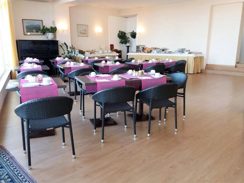 Restaurant, Continental, Taormina