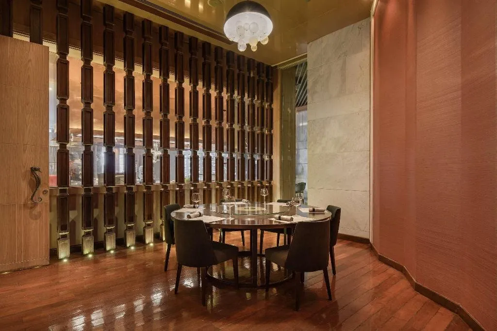 Restaurant, Dusit Thani LakeView Cairo, Cairo