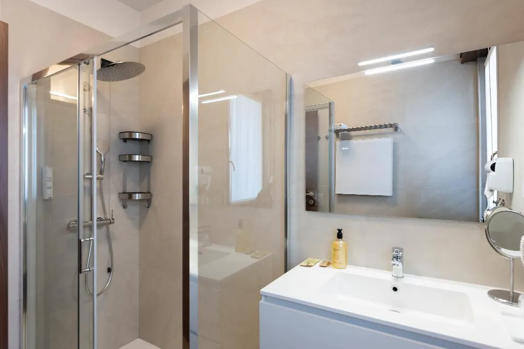 SUITE DELUXE Room, Hotel Gardenia Sirmione, Milan