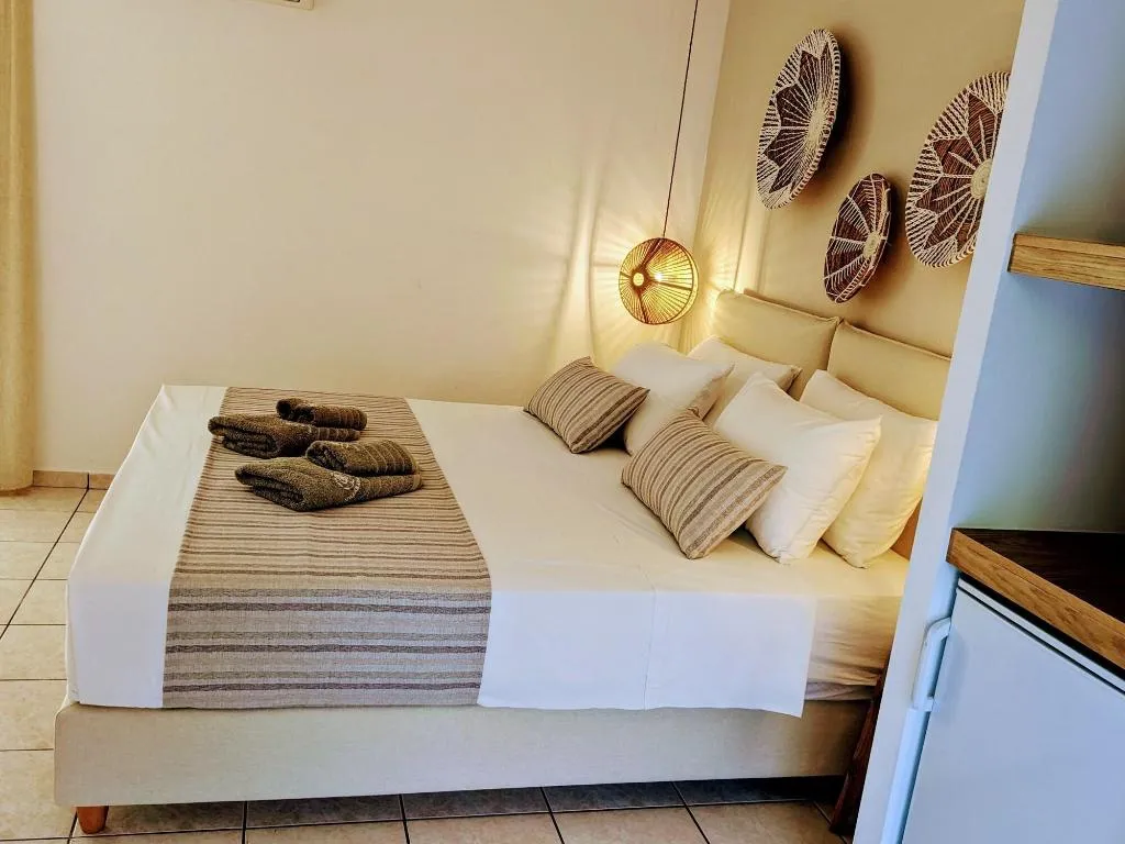 Room, Villa Karina - Near Achladies Beach, Skiathos