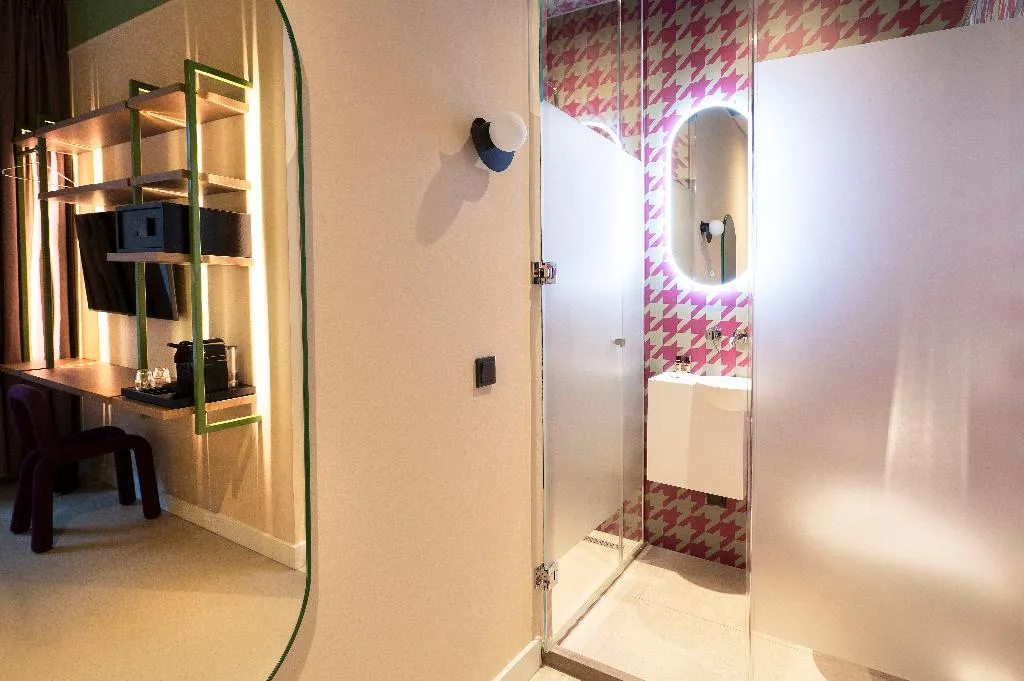 Double or Twin DELUXE Room, City Hotel Rembrandt Square, Amsterdam