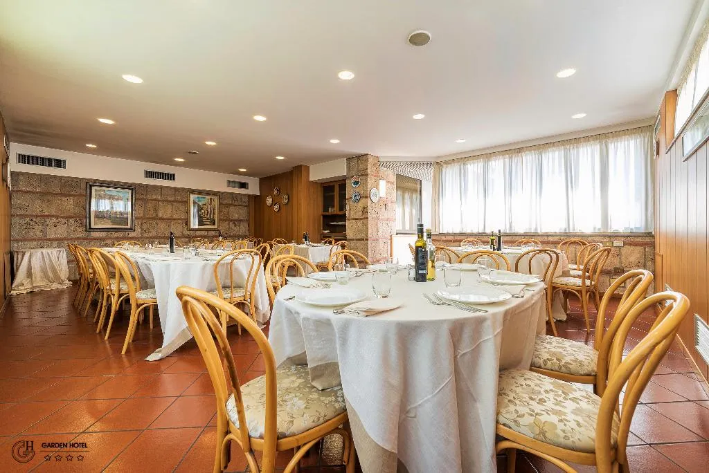 Restaurant, Garden Hotel, Umbria