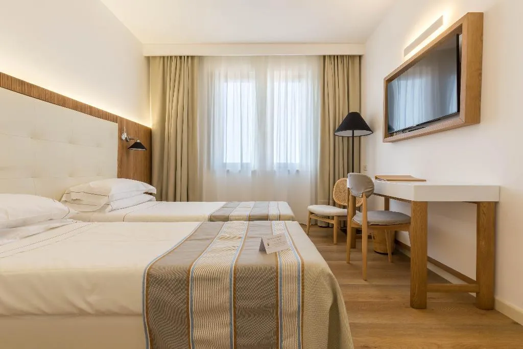 DOUBLE SINGLE USE SUPERIOR SEA VIEW Room, Hotel Catalunya, Alghero