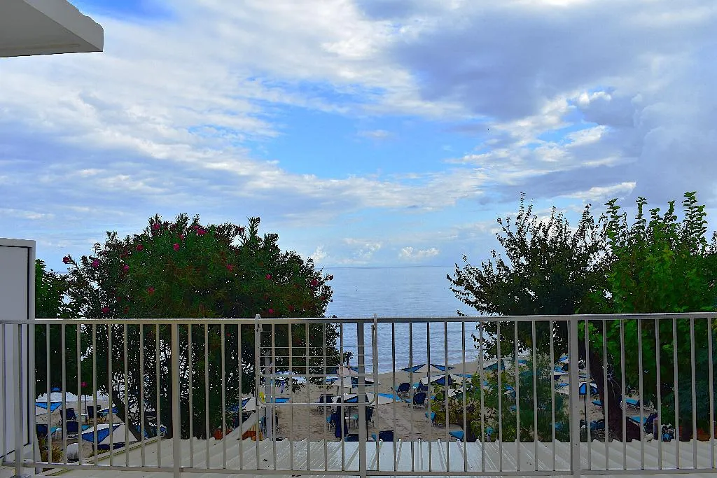 Double or Twin SUPERIOR SEA FRONT Room, Asteria, Zante