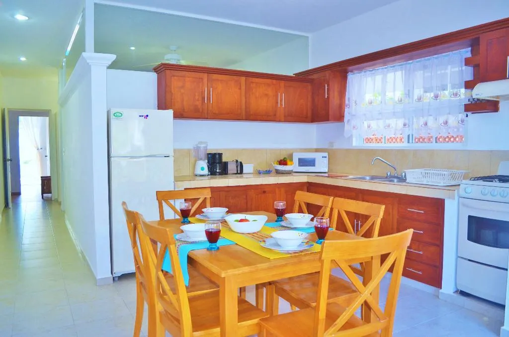 FAMILY ROOM GARDEN VIEW Room, Corales Suites, Cancun Area