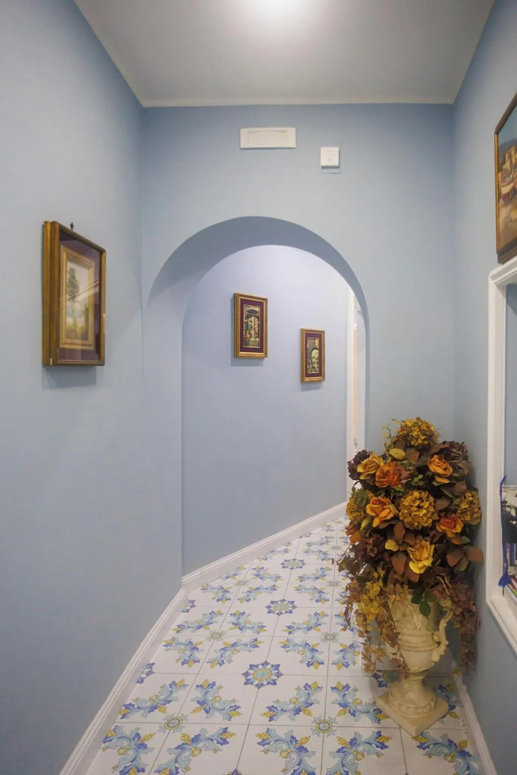 Lobby, Alma Adry, Naples