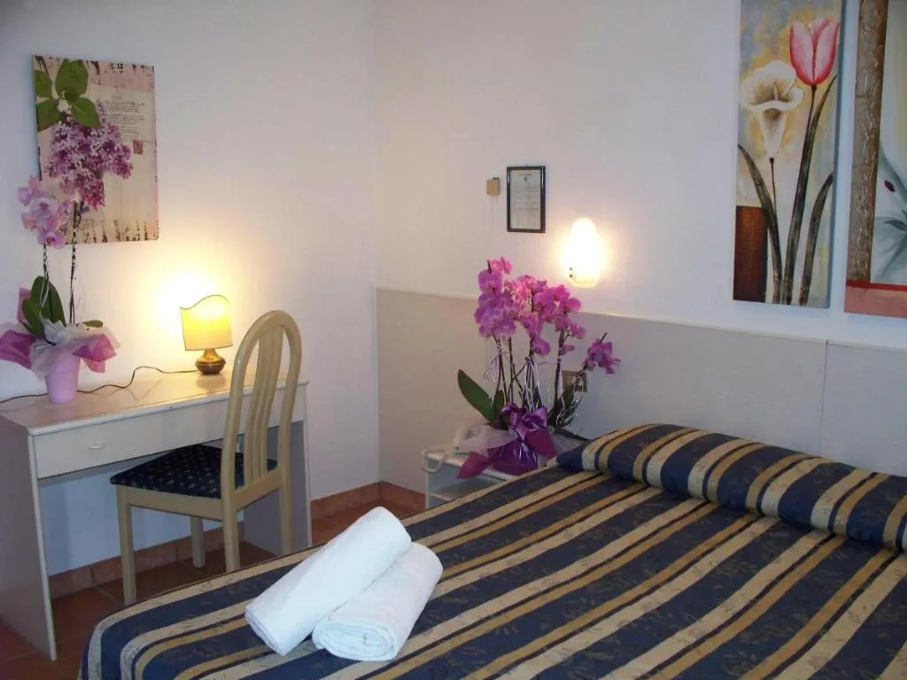 Room, Portofino, Venice