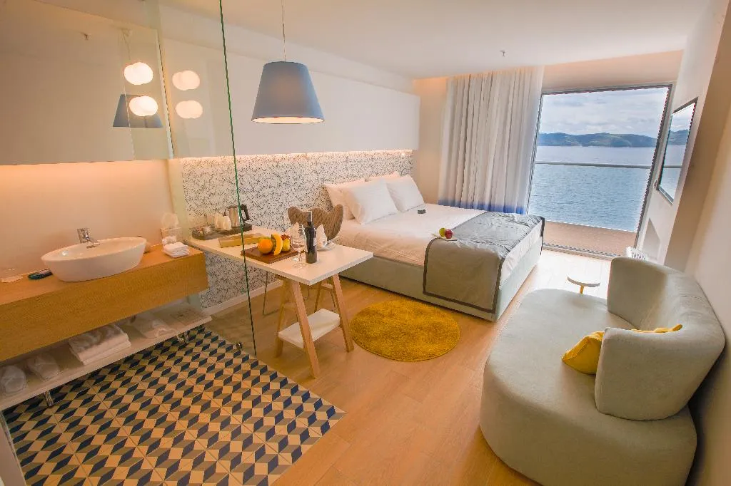 JUNIOR SUITE SEA VIEW Room, TUI Blue Makarska, Split