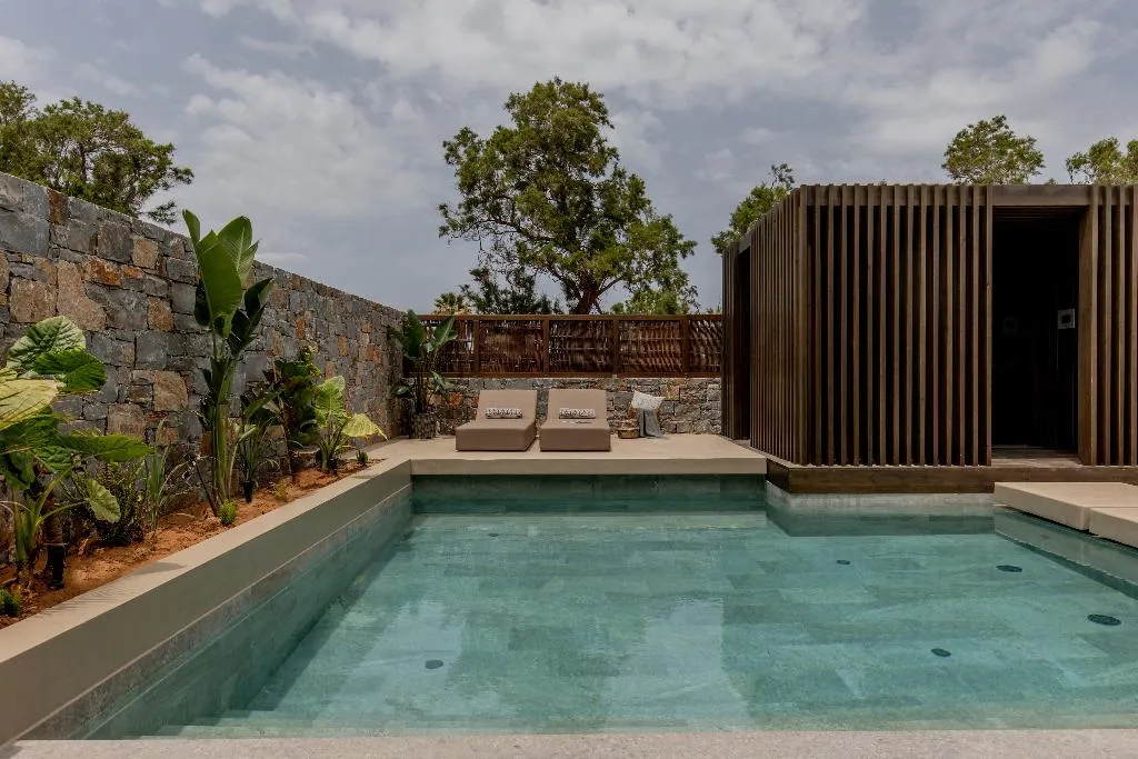 VILLA WITH PRIVATE POOL Room, Pnoe Breathing Life, Crete