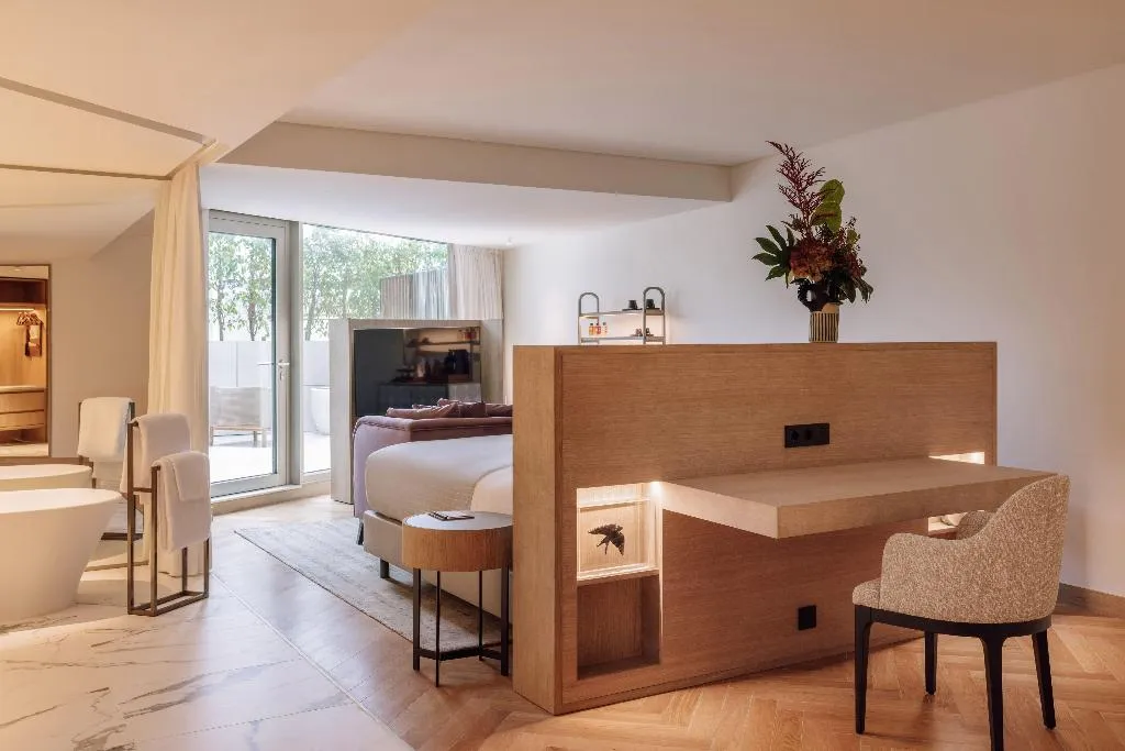 Double or Twin WITH TERRACE Room, Me Lisbon, Lisbon
