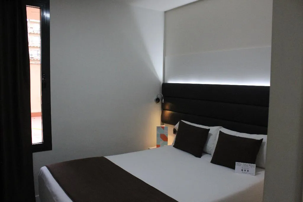 DOUBLE ECONOMY Room, Bcn Urbaness Hotels Del COMTE, Barcelona