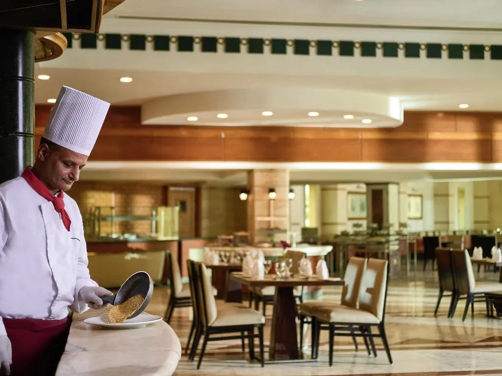Restaurant, Movenpick Cairo Media City, Cairo