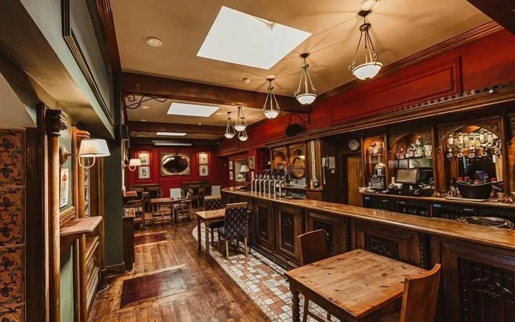 Bar, Hamlet Court Hotel, Dublin