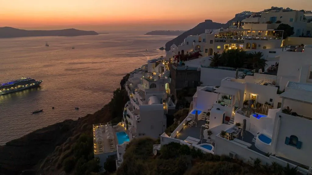 General view, Kamares Apartments, Santorini