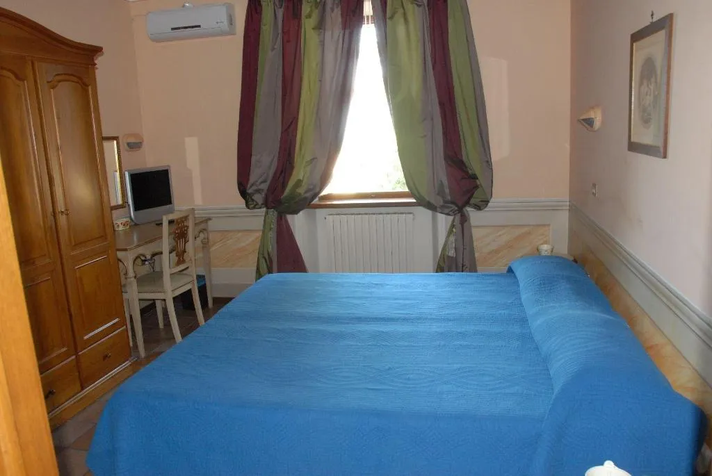 Room, Albergo Panciolle, Perugia