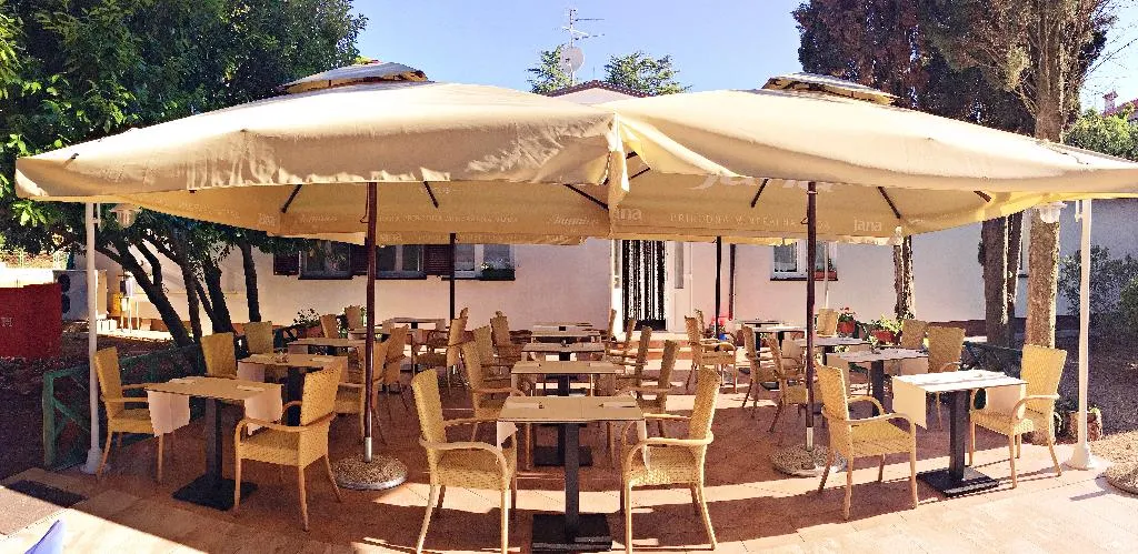 Terrace, Pansion Emaus, Istria