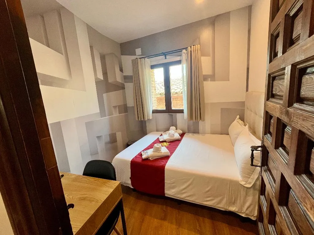 APARTMENT DELUXE TWO BEDS Room, Cason De Los Lopez Apartments, Madrid