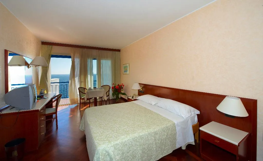 DOUBLE SEA VIEW Room, Splendid Hotel La Torre, Palermo