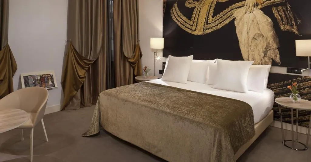 Room, Palacio de los Duques Gran Meliá, Madrid