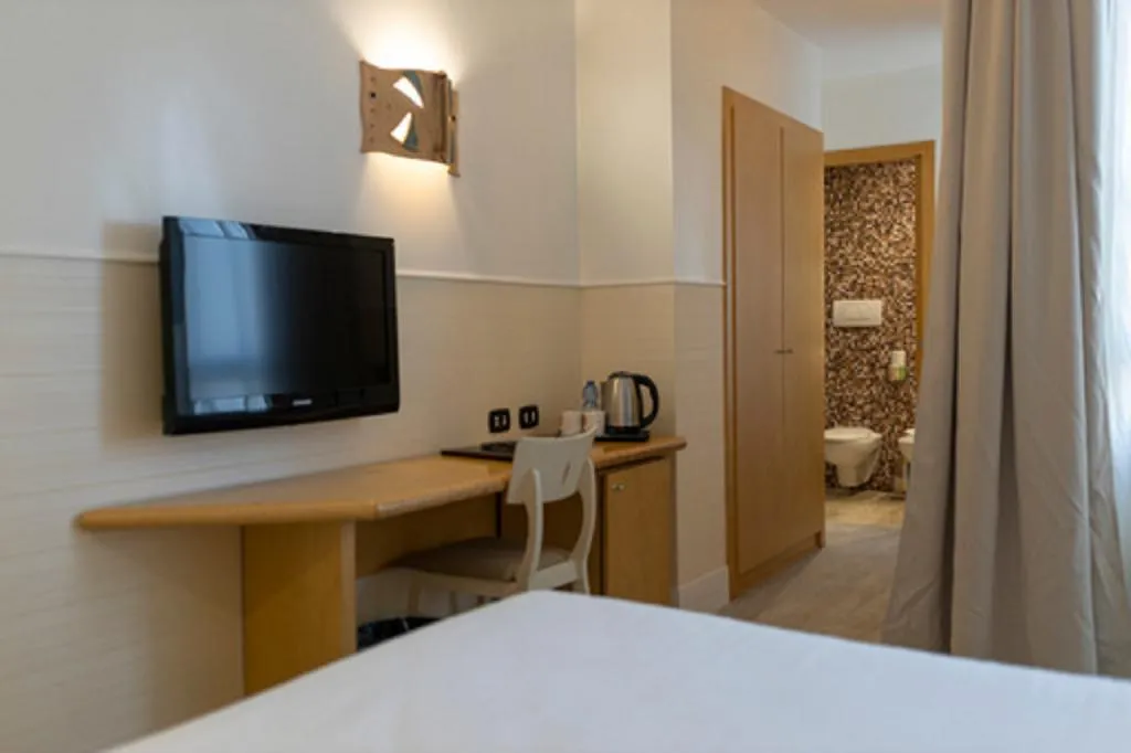 DOUBLE STANDARD Room, Hotel Aphrodite, Rome