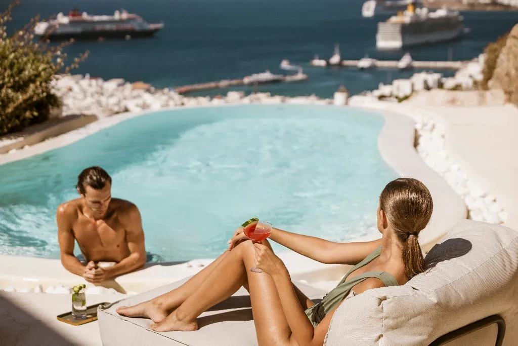 SUITE EXECUTIVE SEA VIEW Room, Lovia Mykonos, Mykonos