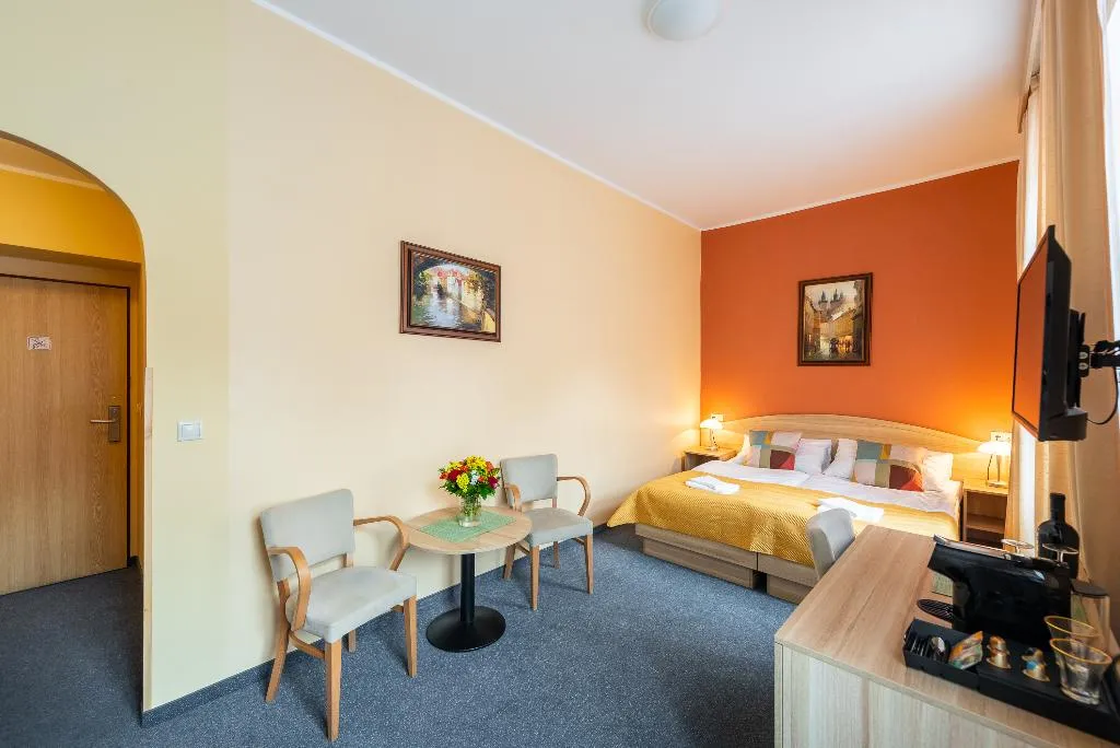 Double or Twin DELUXE Room, Hotel Libero, Prague