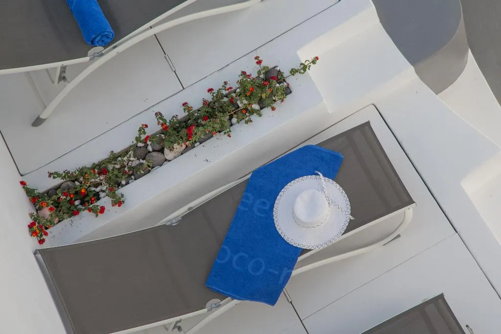 SUITE HONEYMOON Room, Trieris Villas & Suites, Santorini