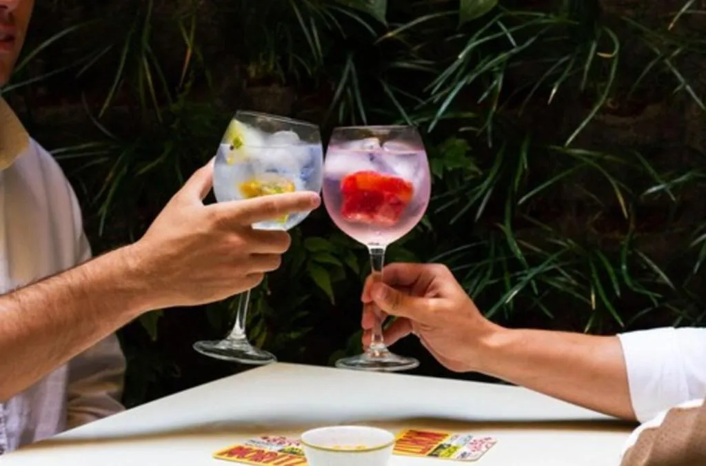 Bar, Hotel Well And Come, Barcelona