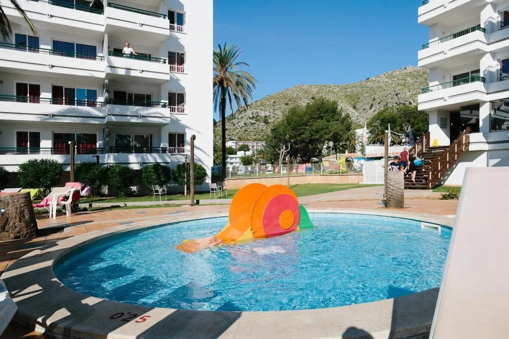 Pool, BelleVue Club, Majorca