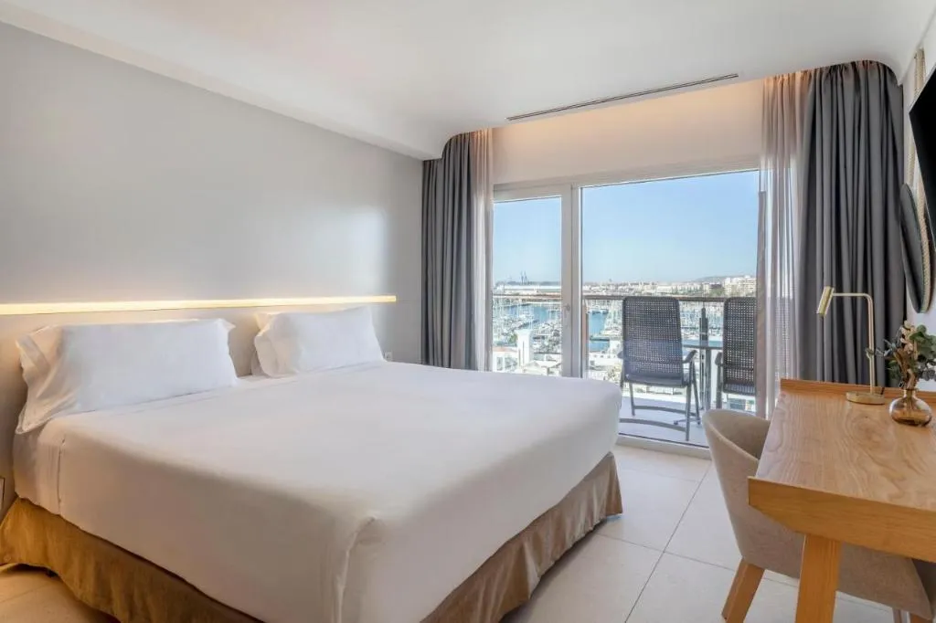Room PREMIUM Room, Innside Alicante Porta Maris, Costa Blanca