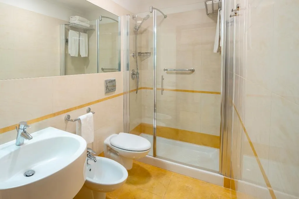 DOUBLE ONE BEDROOM Room, UNA HOTELS Galles Milano, Milan