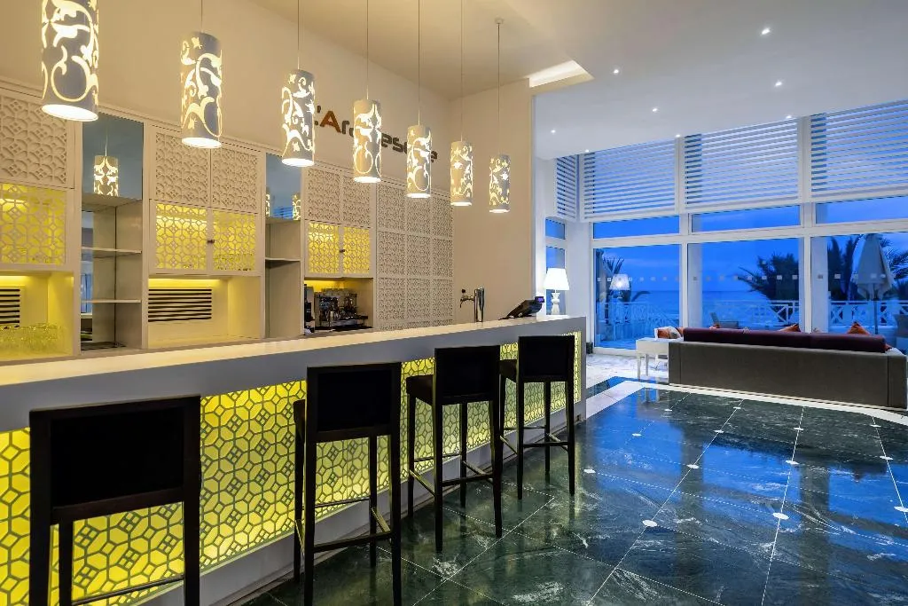 Bar, Radisson Blu Resort & Thalasso Hammamet, Tunisia