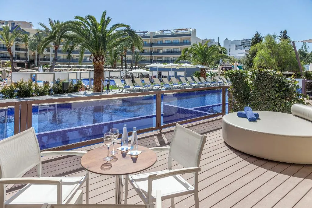 APARTMENT SUPERIOR Room, Zafiro Palmanova, Majorca