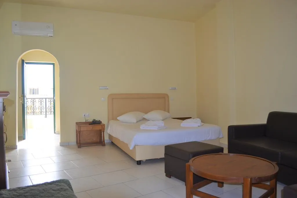 Double or Twin STANDARD Room, Diogenis Blue Palace, Crete
