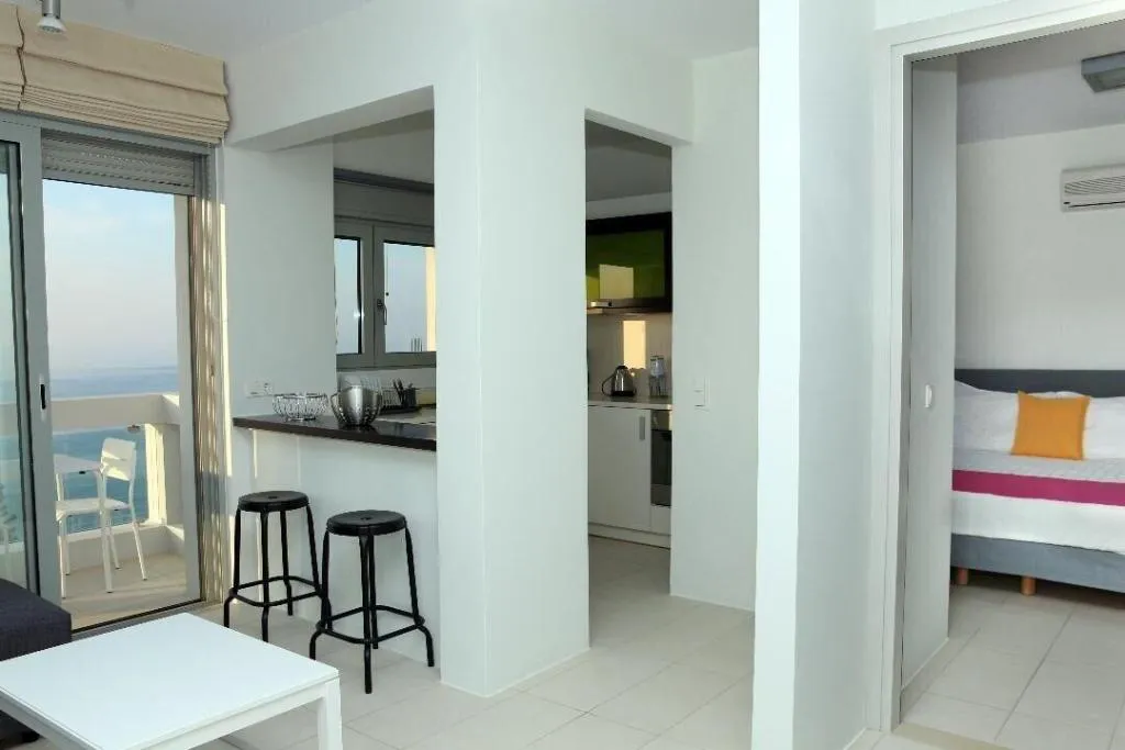 Room, Vivian Art Apartments, Crete