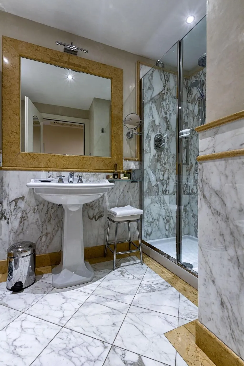 Double or Twin CLASSIC Room, Golden Tower Hotel & Spa, Florence