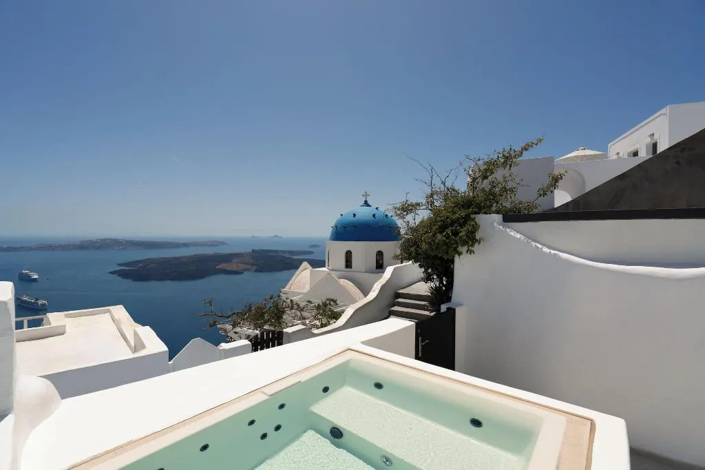 Room, You And Me Suites, Santorini