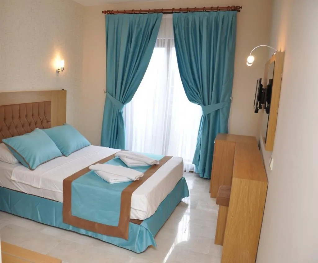 DOUBLE POOL VIEW Room, Majeste Hotel, Bodrum
